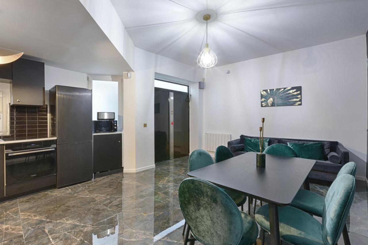 Amazing Luxury Triplex 3Br/8P - Arc De Triomphe Apartment Париж Екстериор снимка